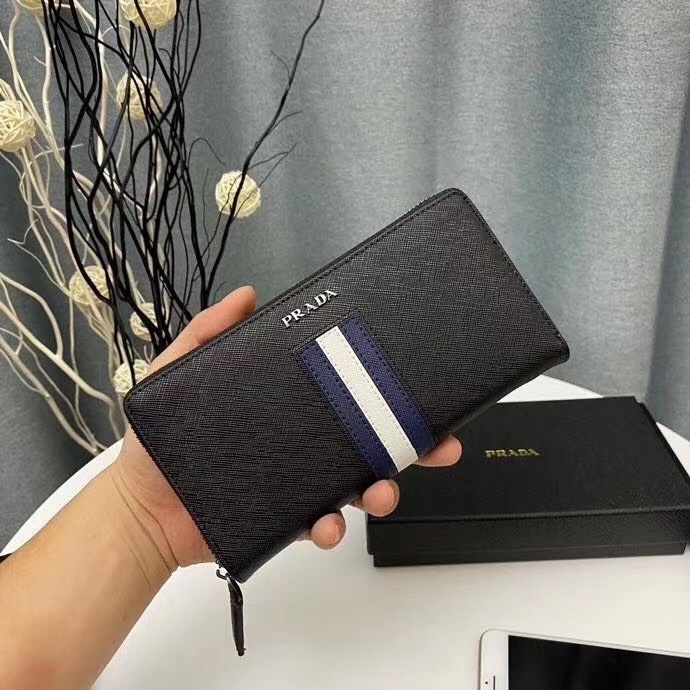 【PRADA 公式 旗艦店】プラダ 財布当日出荷 好評に付き再入荷！30*22*10CM