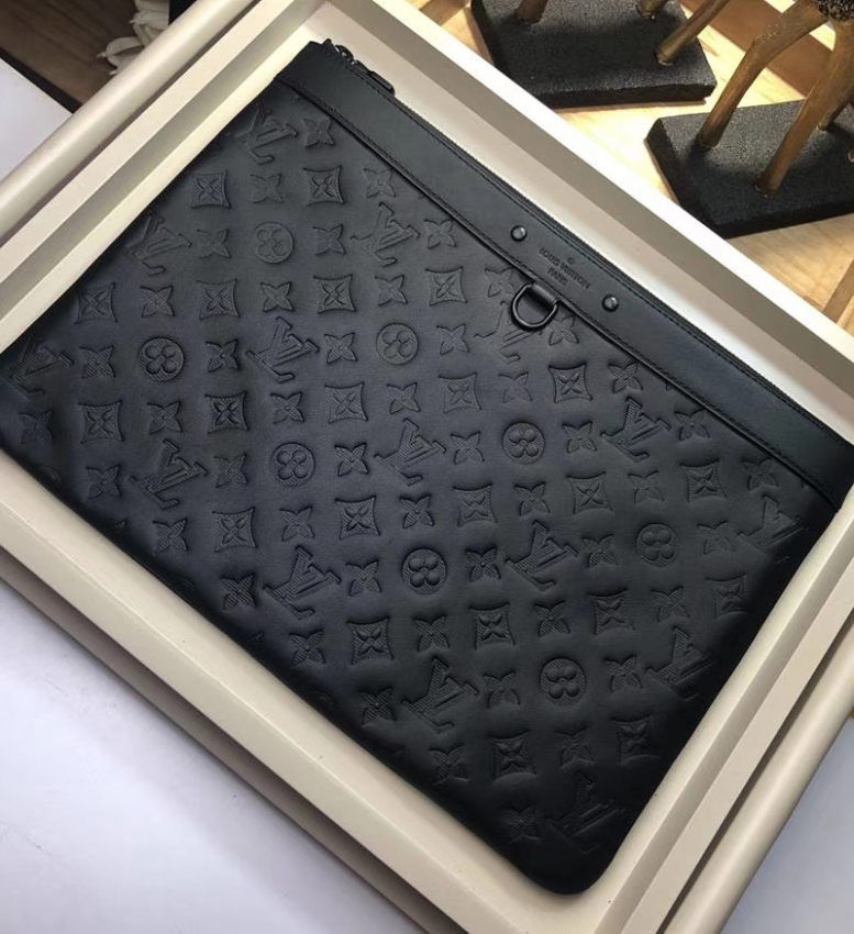 LOUIS VUITTON(ルイヴィトン モノグラム) クラッチバッグ ハンドバッグ セカンドバッグ メンズ パーティー バッグ M62903-BRAND OFF