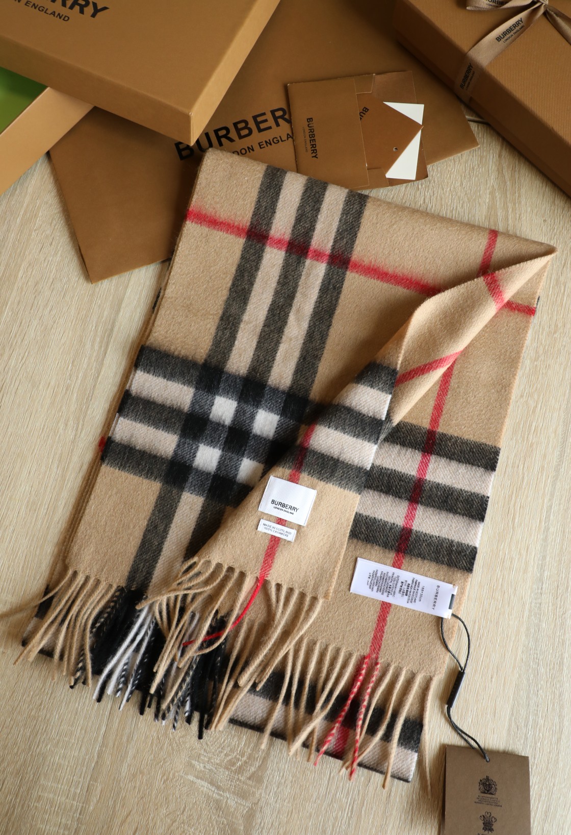 【BURBERRY公式旗艦店】バーバリー スカーフ 限定発売 送料無料-BRAND OFF