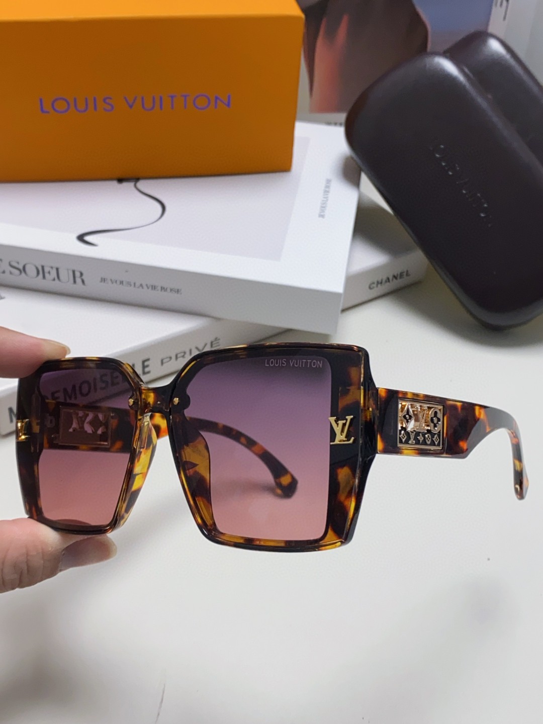 LV LOUIS VUITTON (  ルイヴィトン ) サングラス 241012-BRAND OFF