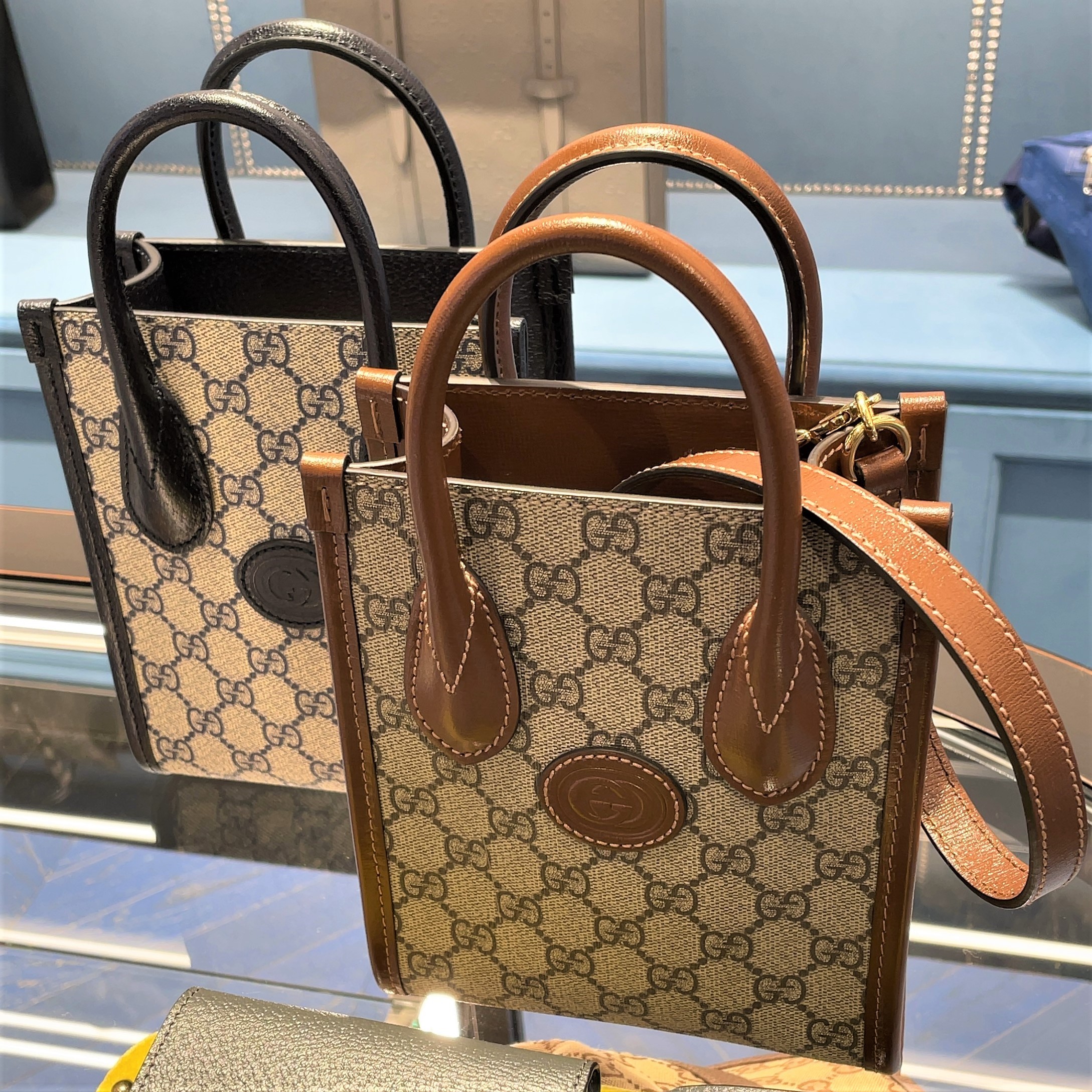 大人気！すぐ届く！【GUCCI】ミニ トートバッグ ユニセックス-BRAND OFF