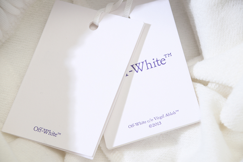 【OFF-WHITE 公式旗艦店】オフホワイト   ショートパンツ  ご好評に付き再入荷！24629-BRAND OFF