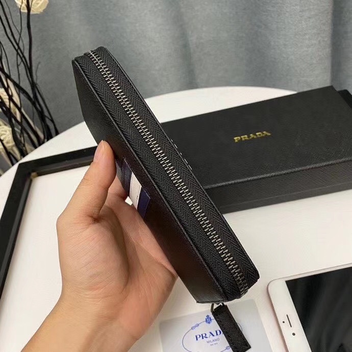 【PRADA 公式 旗艦店】プラダ 財布当日出荷 好評に付き再入荷！30*22*10CM
