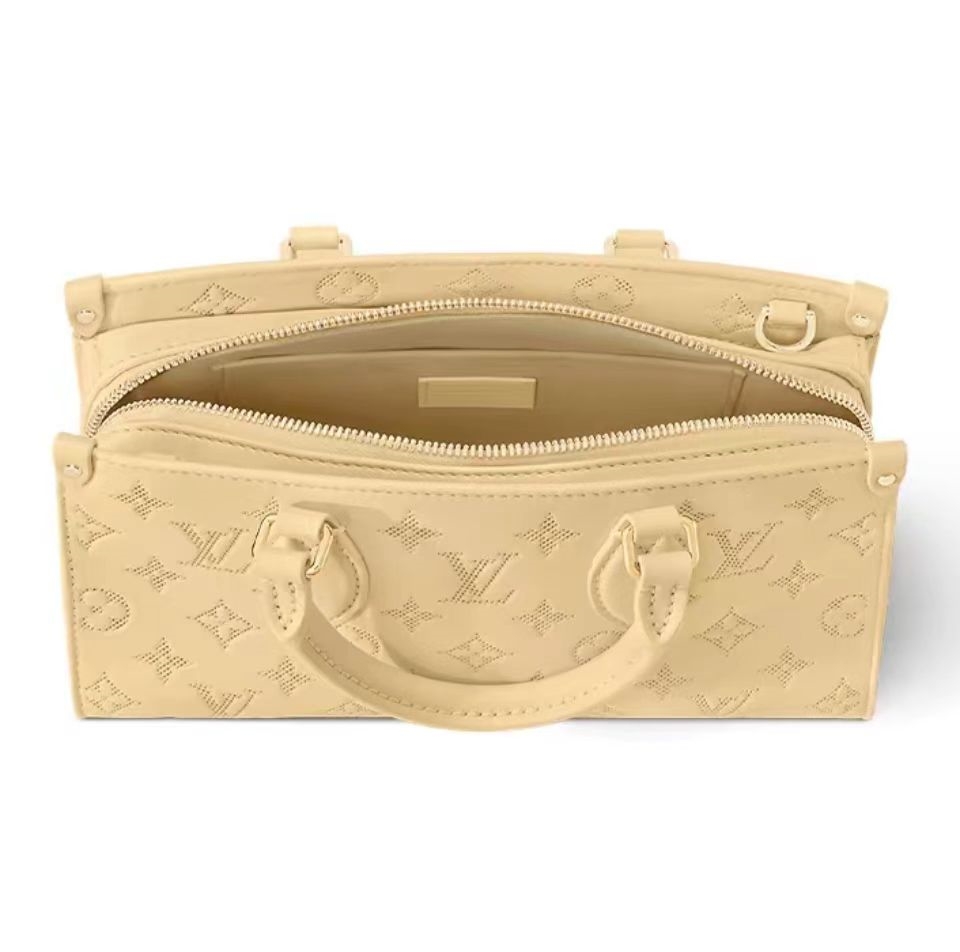 【LOUIS VUITTON】ルイ・ヴィトン★ONTHEGO EAST WEST★ショルダーバッグ M11273-BRAND OFF