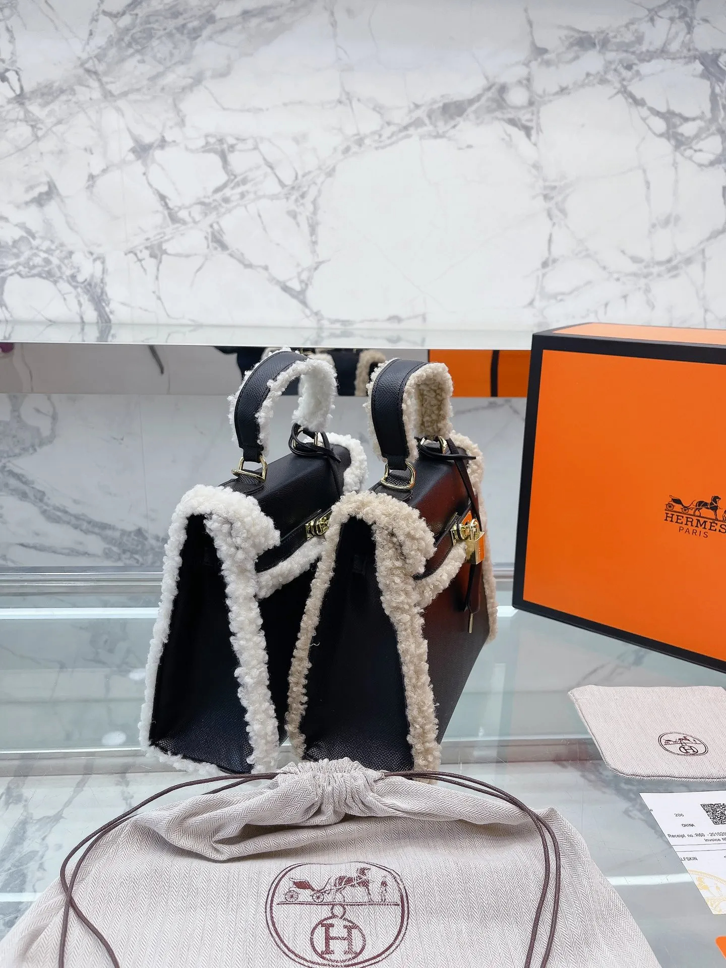 【HERMES公式 旗艦店】 エルメス ショルダーバッグ 当日出荷 好評に付き再入荷！25*19CM-BRAND OFF