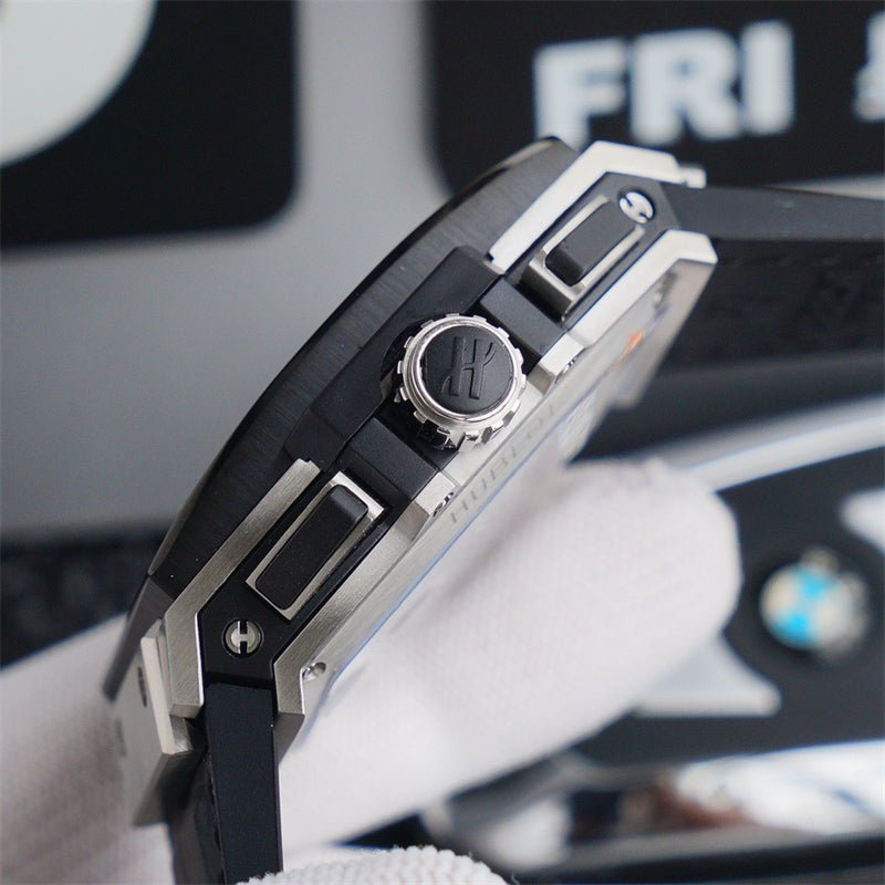 HUBLOT ウブロ スピリット オブ ビッグバン チタニウム セラミック 601.NM.0173.LR-BRAND OFF