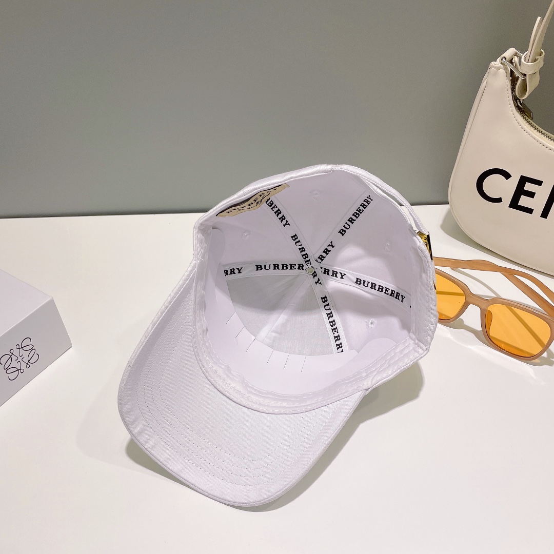 【2026】【BURBERRY  バーバリー】【数量限定】 野球帽 / ハット 241011-BRAND OFF