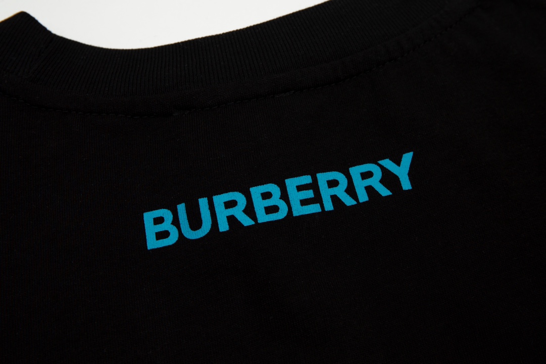 【2026】【BURBERRY  公式旗艦店】バーバリー     Tシャツ ご好評に付き再入荷！-BRAND OFF