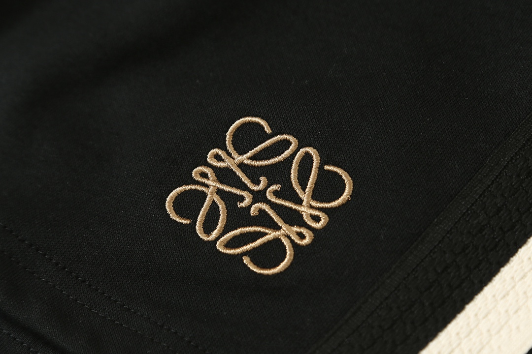 【 LOEWE 公式旗艦店】ロエベ    ショートパンツ  ご好評に付き再入荷！-BRAND OFF