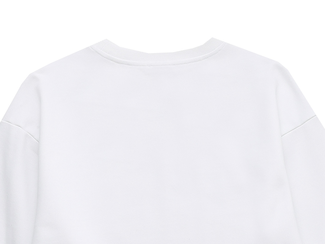 【Prada】( プラダ ) 長袖 男女兼用、ご好評に付き再入荷！-BRAND OFF