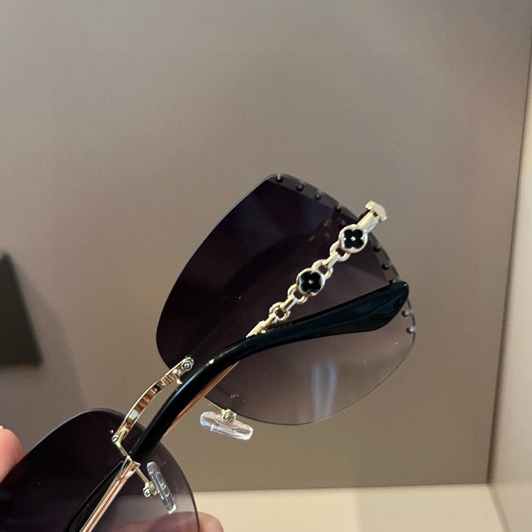 LV LOUIS VUITTON (  ルイヴィトン ) サングラス 241012-BRAND OFF