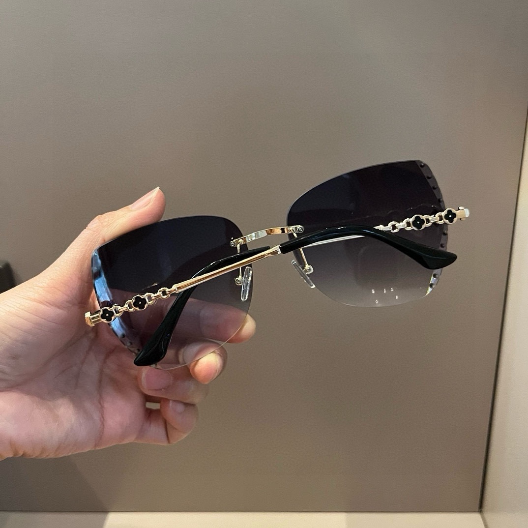 LV LOUIS VUITTON (  ルイヴィトン ) サングラス 241012-BRAND OFF