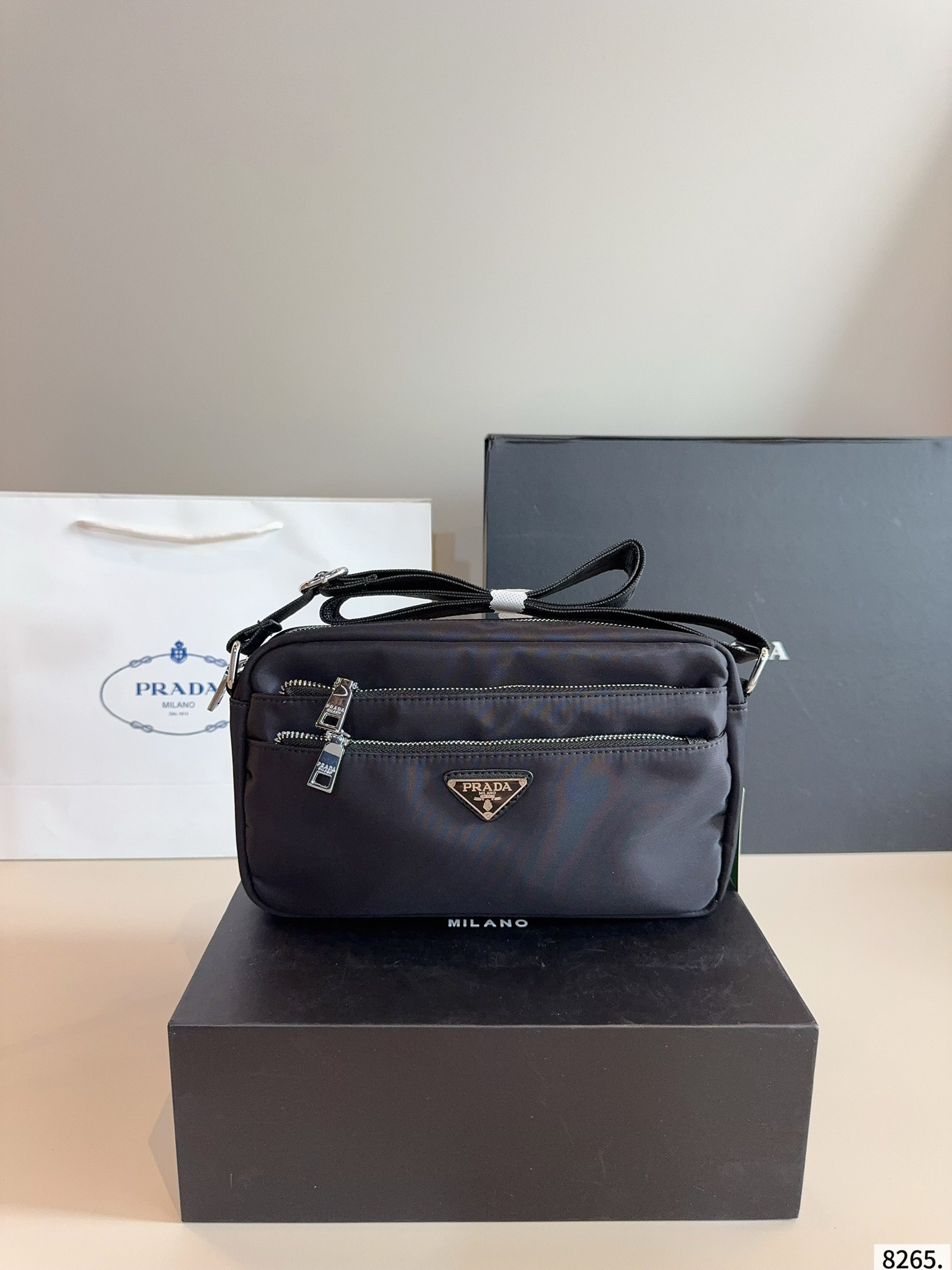 【PRADA公式旗艦店】プラダ ショルダーバッグ★大人気定番商品-BRAND OFF