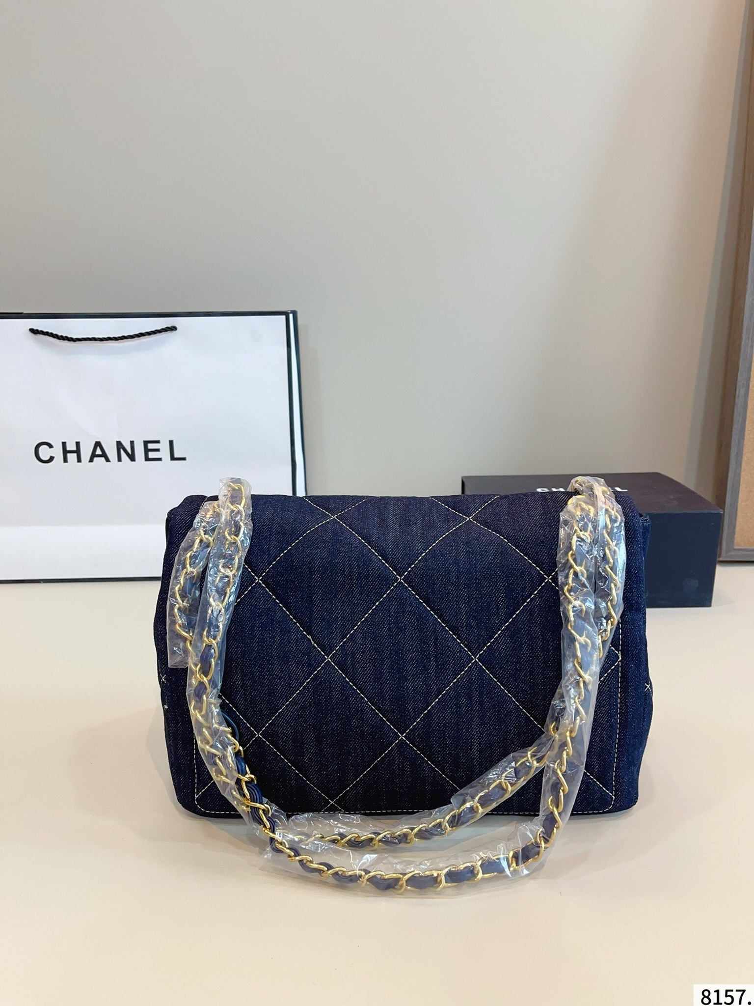 【CHANEL公式旗艦店】シャネル デニムバッグ チェーンバッグ★人気商品★-BRAND OFF
