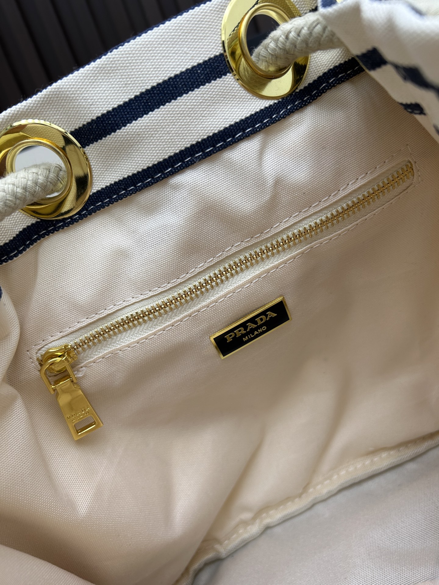 【PRADA公式旗艦店】プラダ Mariner バケットバッグ 2548-BRAND OFF