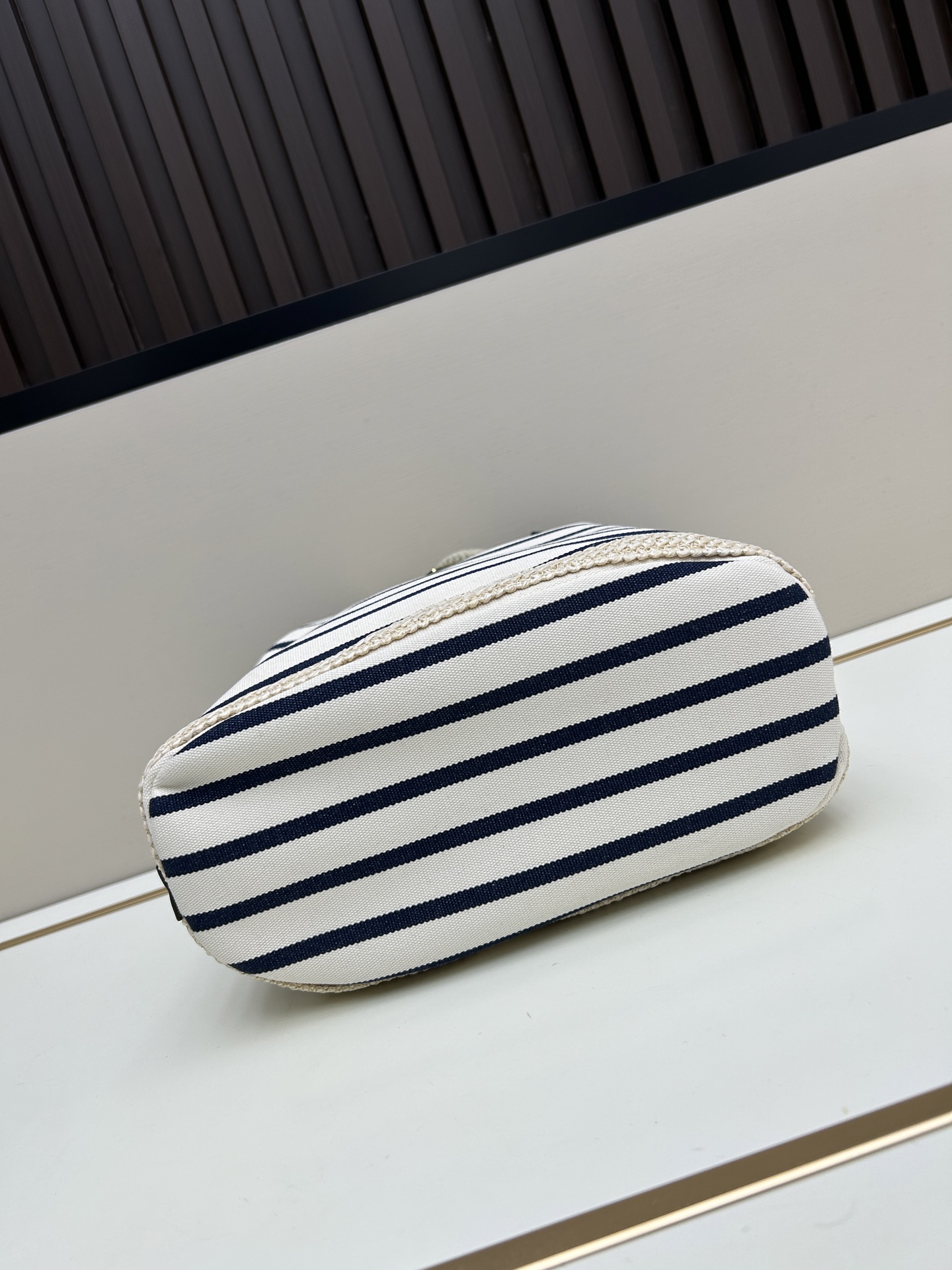 【PRADA公式旗艦店】プラダ Mariner バケットバッグ 2548-BRAND OFF