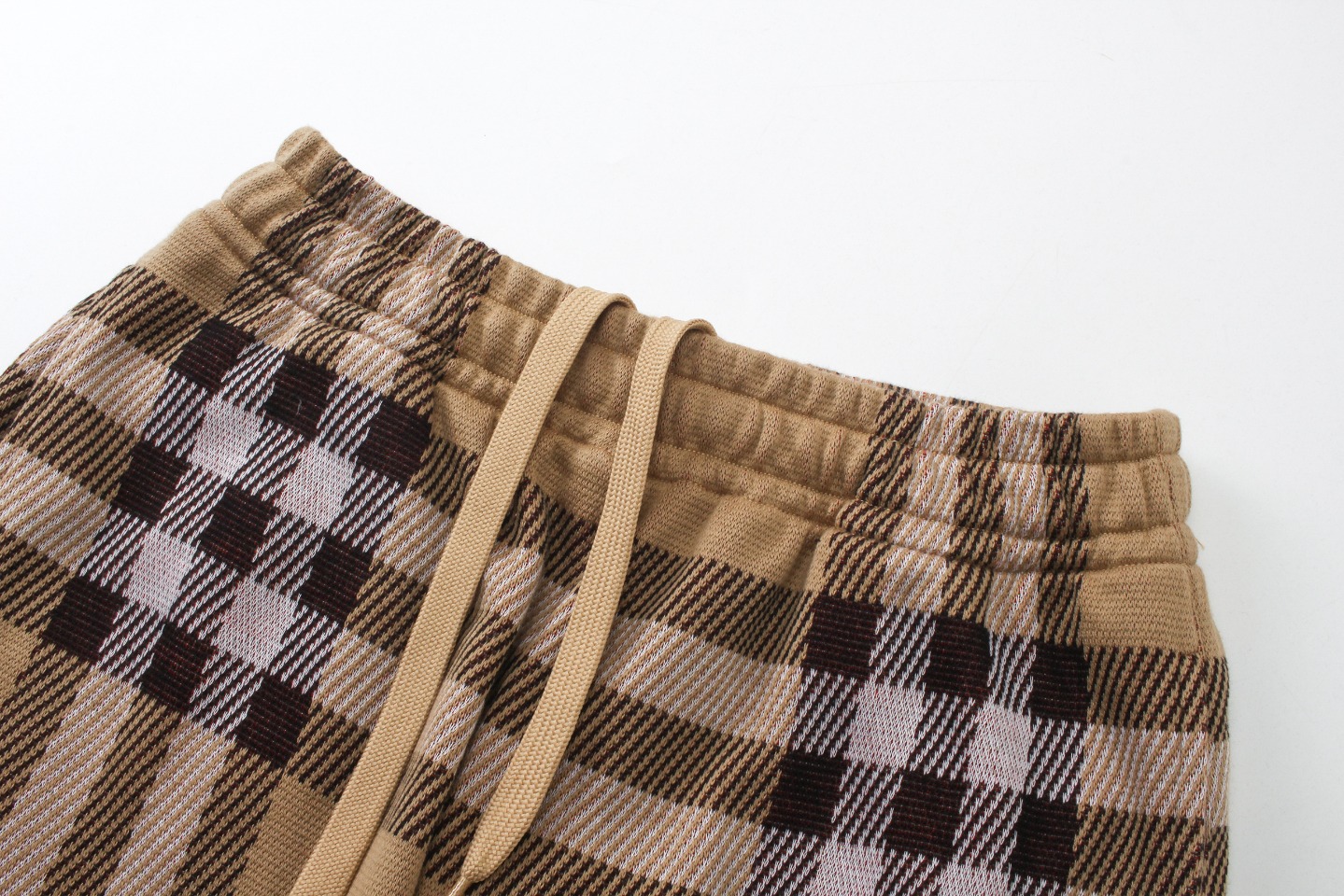 【2026】【BURBERRY  公式旗艦店】バーバリー  ショートパンツ  ご好評に付き再入荷！-BRAND OFF
