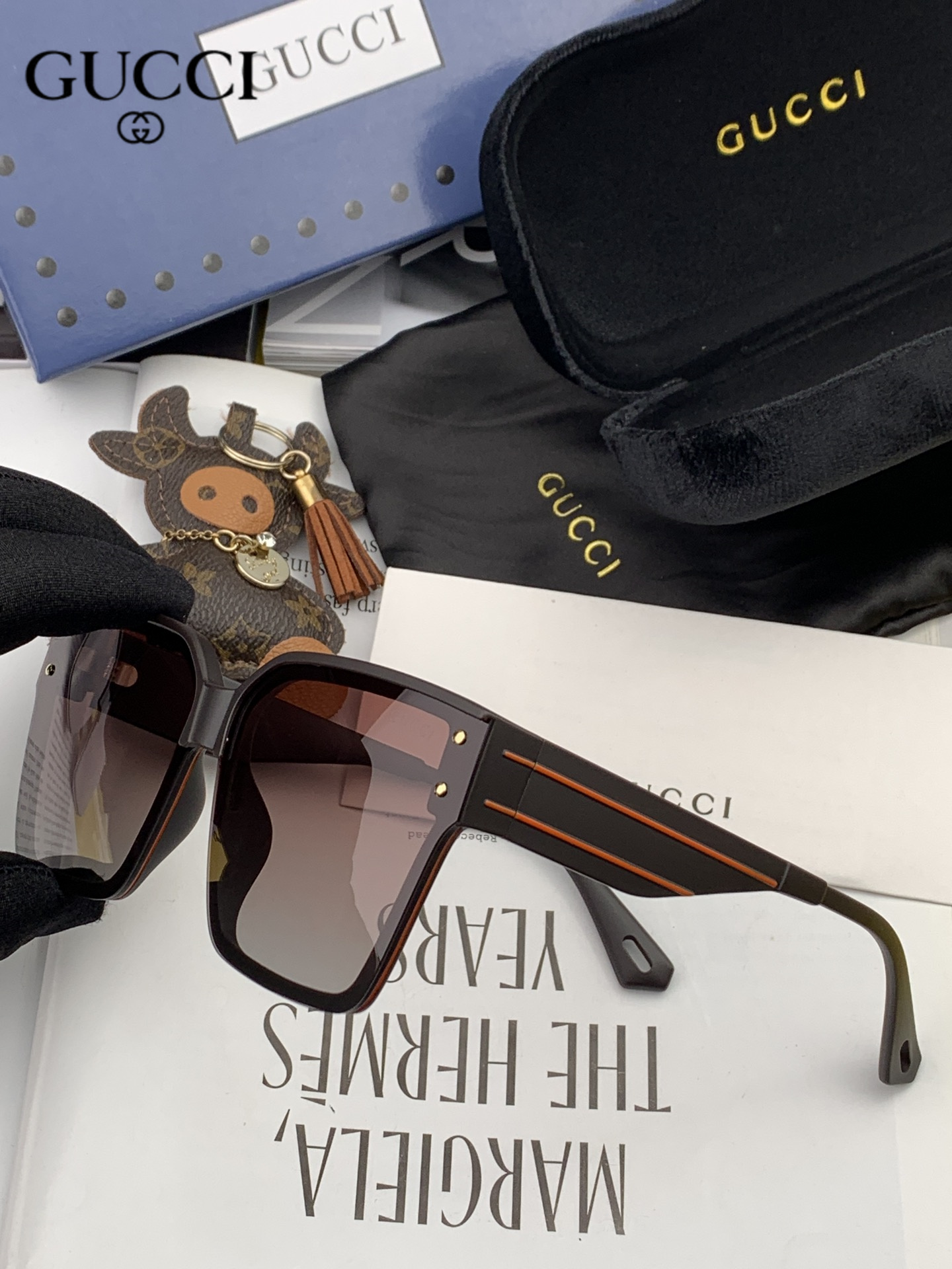 GUCCI(クッチ ) サングラス-BRAND OFF