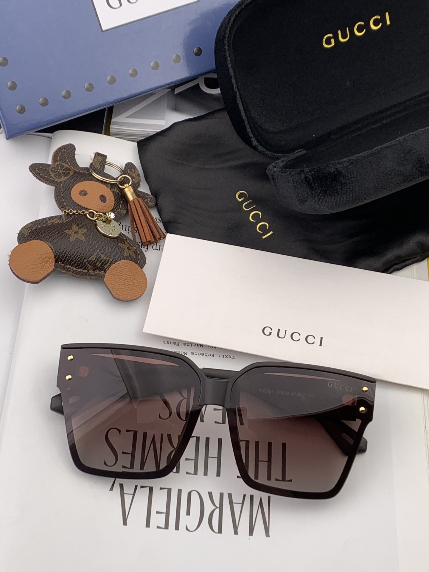 GUCCI(クッチ ) サングラス-BRAND OFF