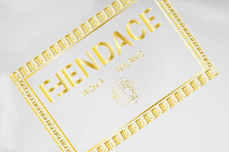 【2026】【VERSACE  公式旗艦店】ヴェルサーチ Tシャツご好評に付き再入荷 24628-BRAND OFF