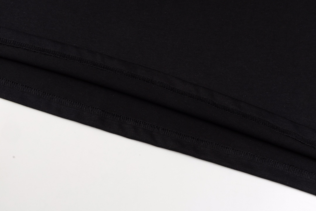 【2026】【CELINE 公式旗艦店】セリーヌ   Tシャツ ご好評に付き再入荷！-BRAND OFF