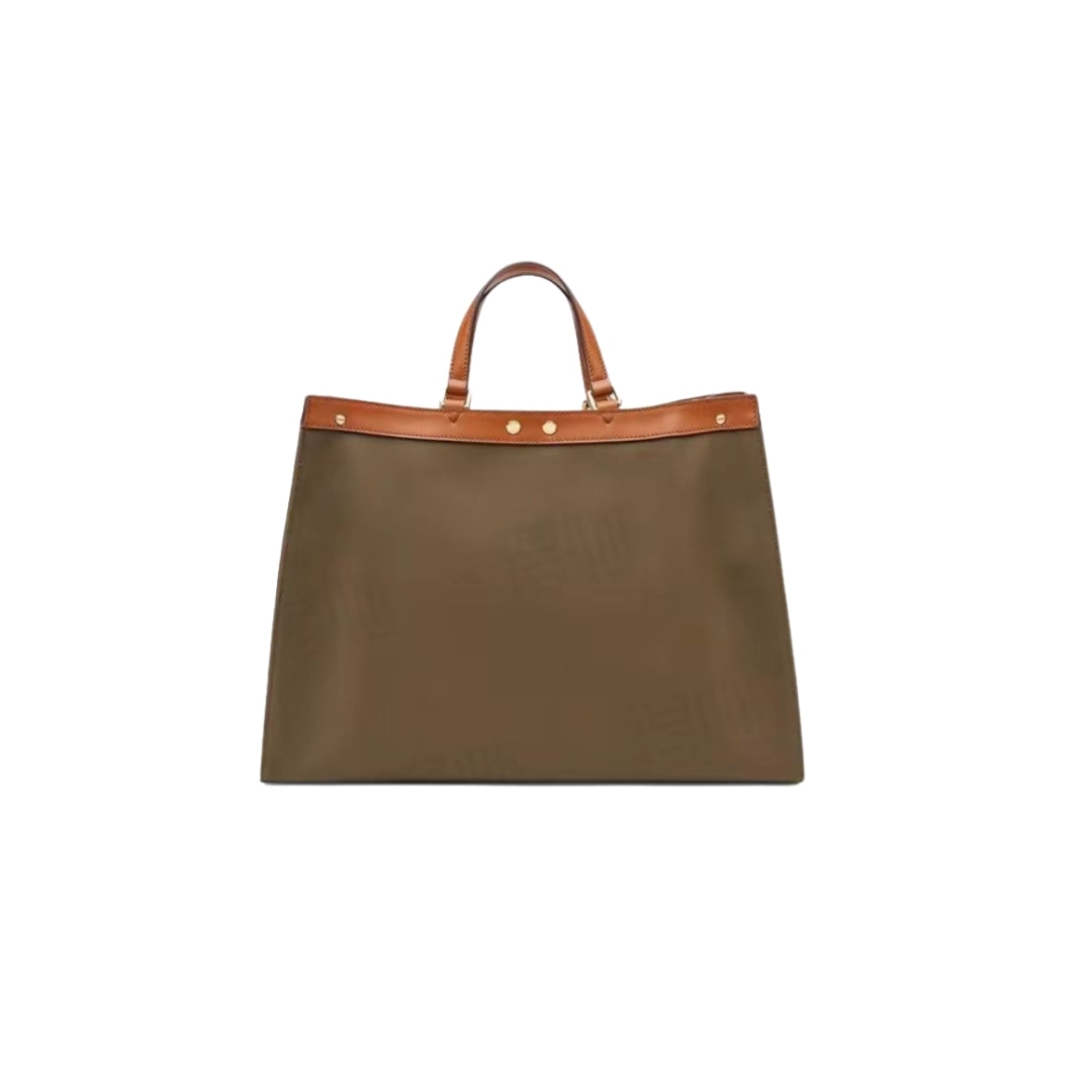 FENDI（フェンディ） ハンドバッグ41x29.5x16cm