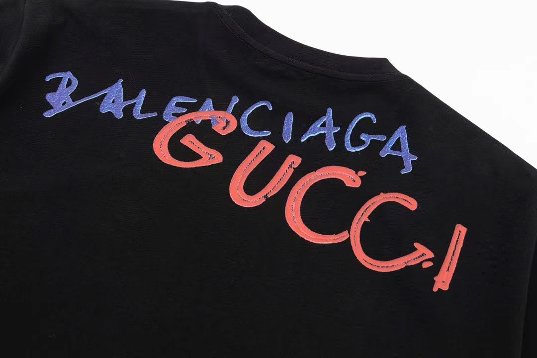 【GUCCI x BALENCIAGA旗艦店】Tシャツ ご好評に付き再入荷！