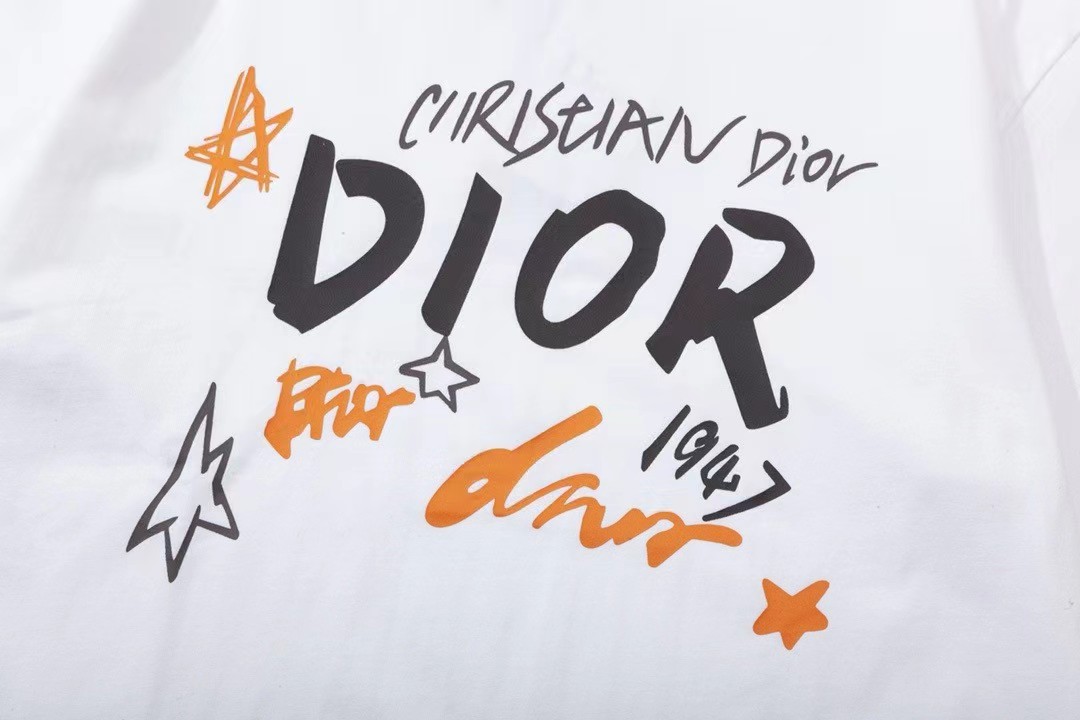 【 DIOR 公式旗艦店】ディオール Tシャツ ご好評に付き再入荷！