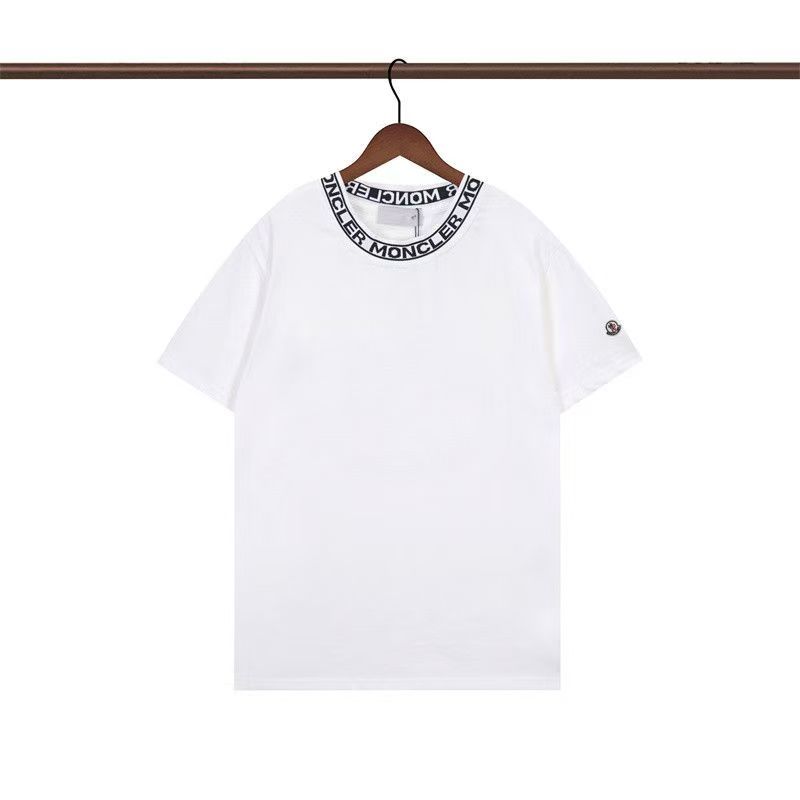 【Moncler 】（モンクレール）男女兼用、ご好評に付き再入荷！