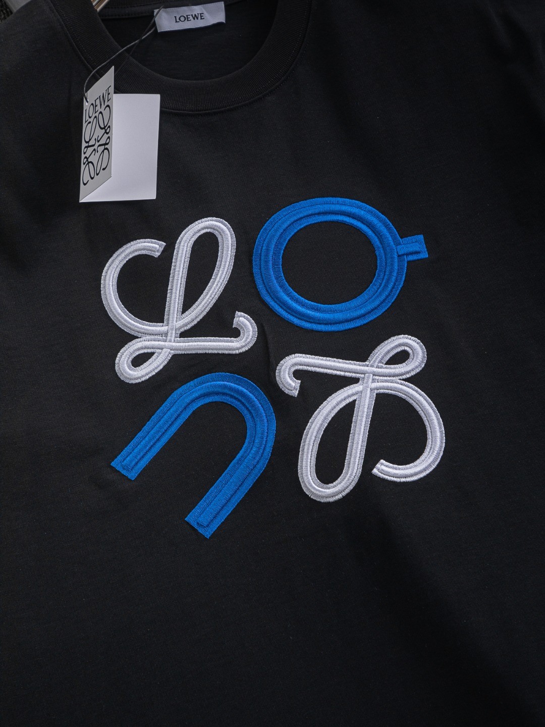 【LOEWE 公式旗艦店】（ロエベ）Tシャツ、ご好評に付き再入荷！