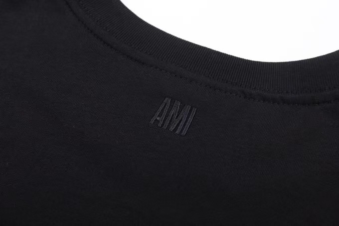 【AMI旗艦店】半袖Tシャツ 男女兼用、ご好評に付き再入荷！