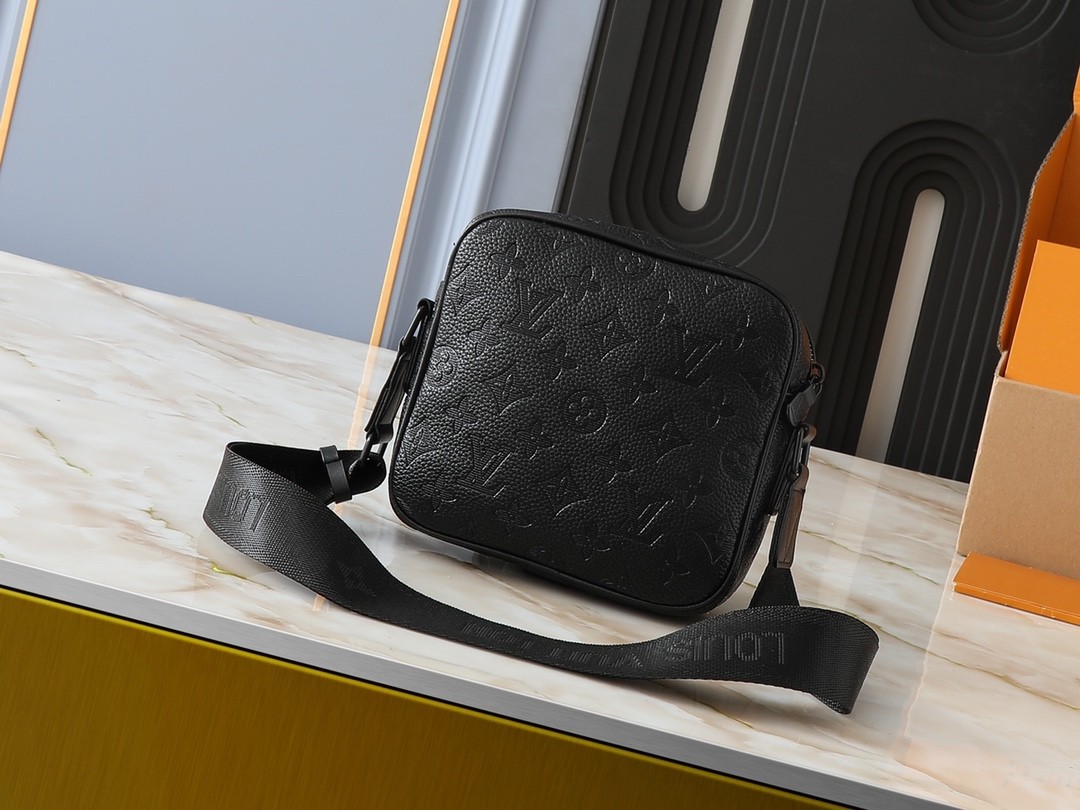 LOUIS VUITTON ルイヴィトン M12516 GETAWAY メッセンジャーバッグ