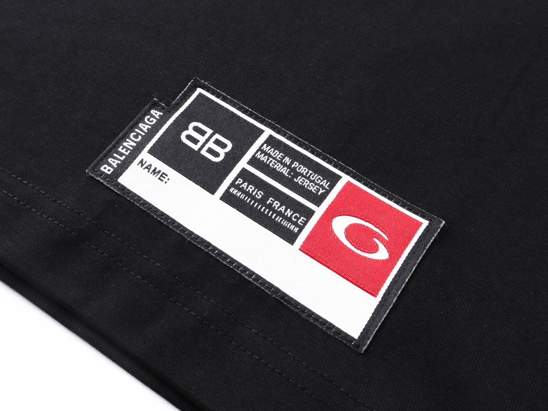 【BALENCIAGA】バレンシアガ 長袖 男女兼用 ご好評に付き再入荷！