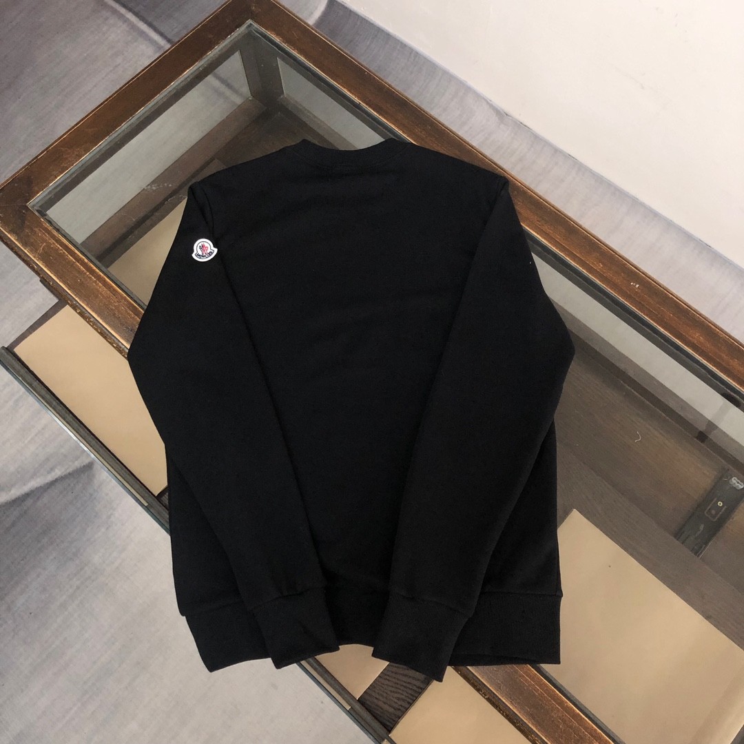【MONCLER旗艦店】（モンクレール）長袖 ご好評に付き再入荷！