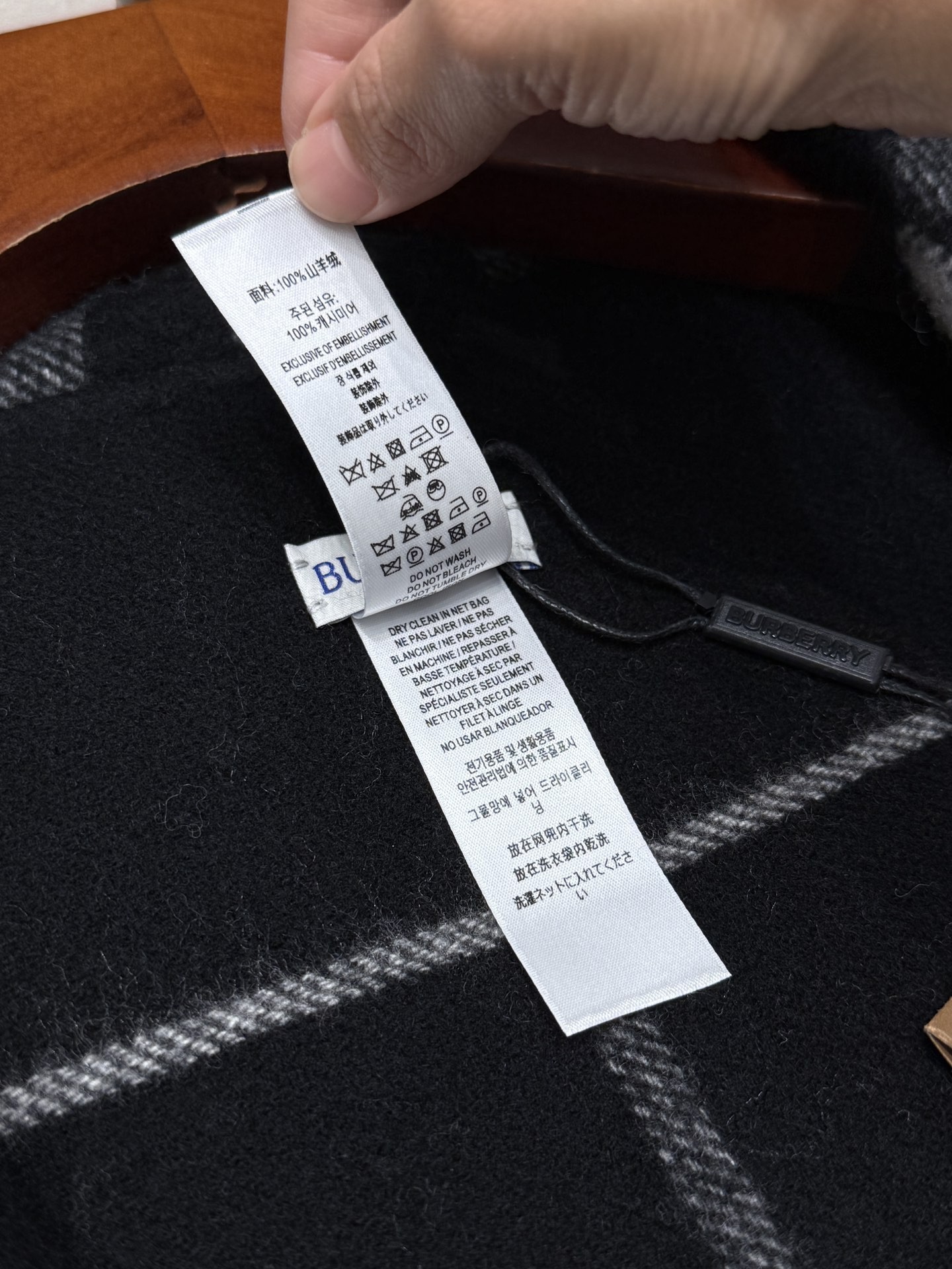 【BURBERRY旗艦店】バーバリー カシミアショール ご好評に付き再入荷！