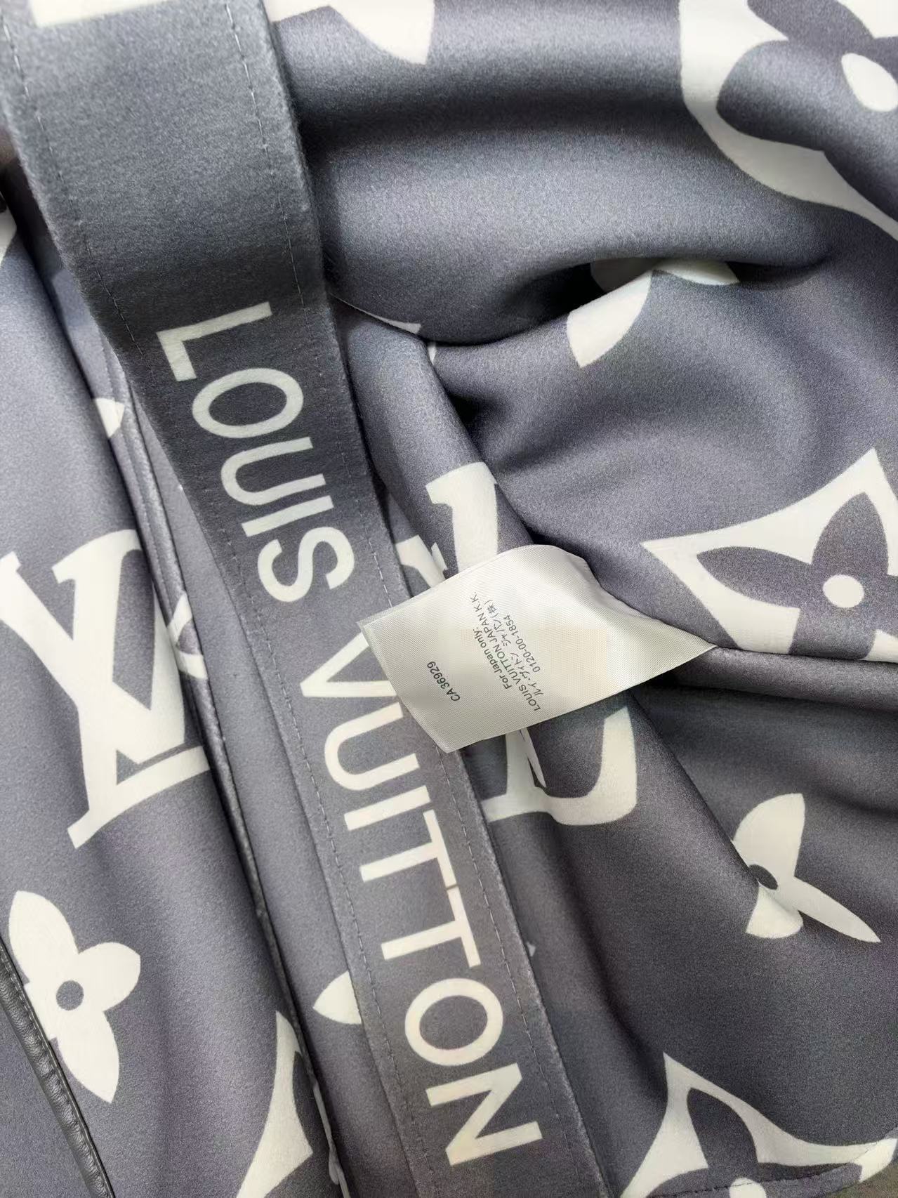 【LOUIS VUITTON】ルイヴィトン オーバーコート