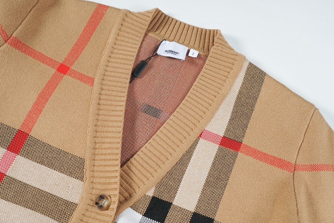 【BURBERRY旗艦店】バーバリー セーター ご好評に付き再入荷！
