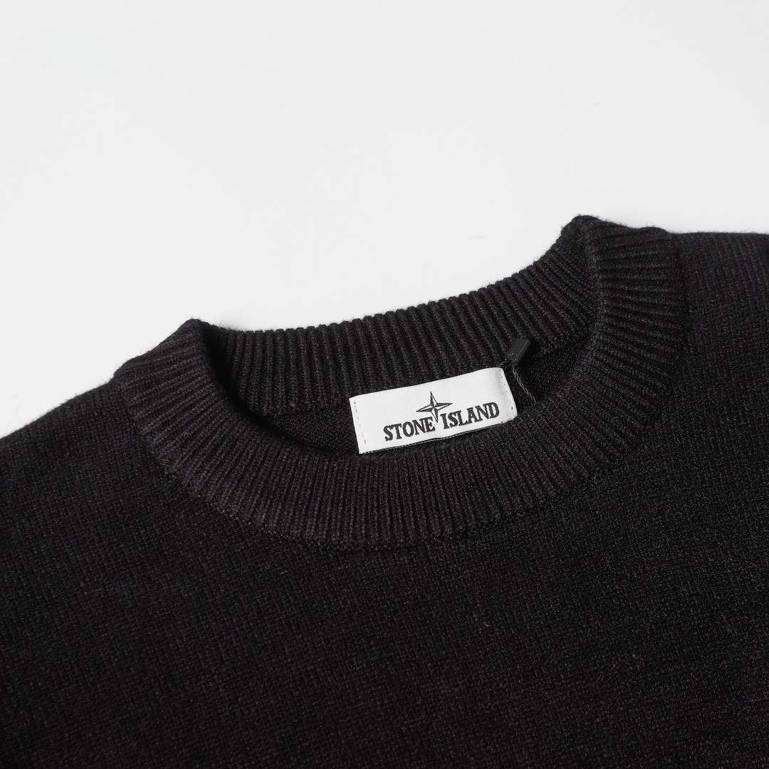 【STONE ISLAND旗艦店】 セーター 男女兼用 ご好評に付き再入荷！