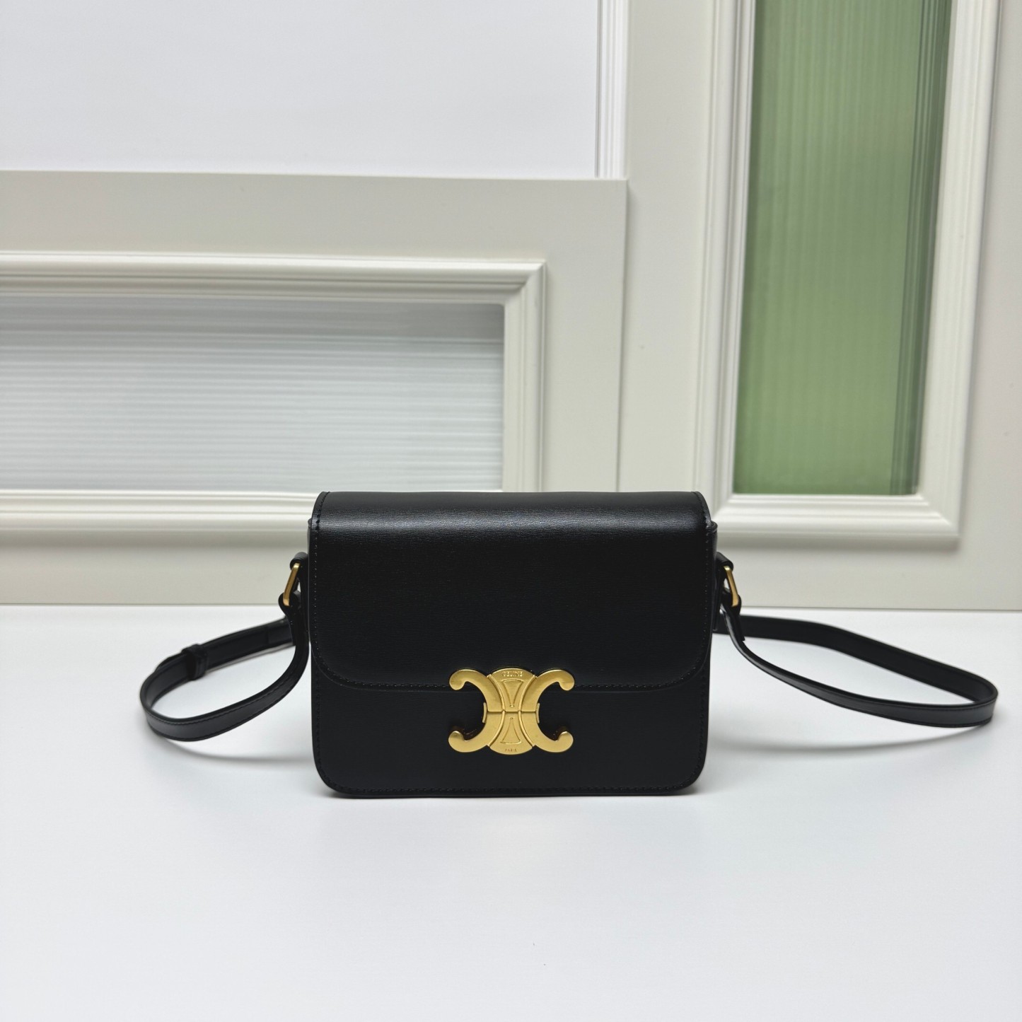 CELINE★トリオンフ クロスボディバッグ ティーン シャイニー
