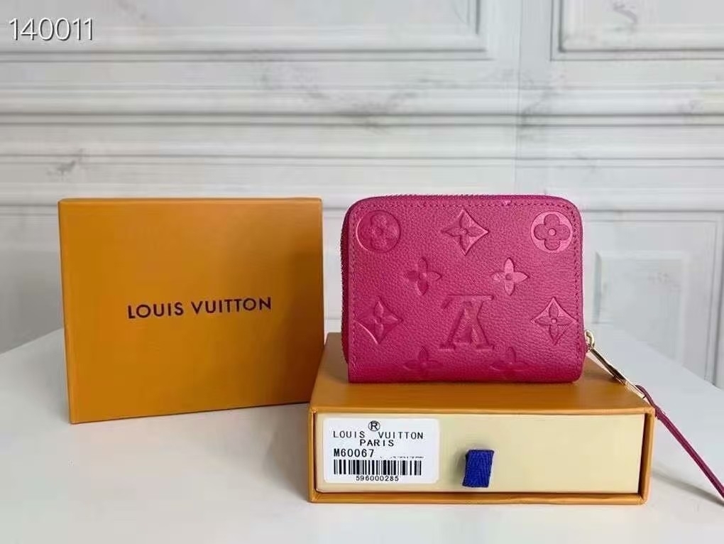 LOUIS VUITTON ルイヴィトン ファスナー付き財布 11*8*1cm