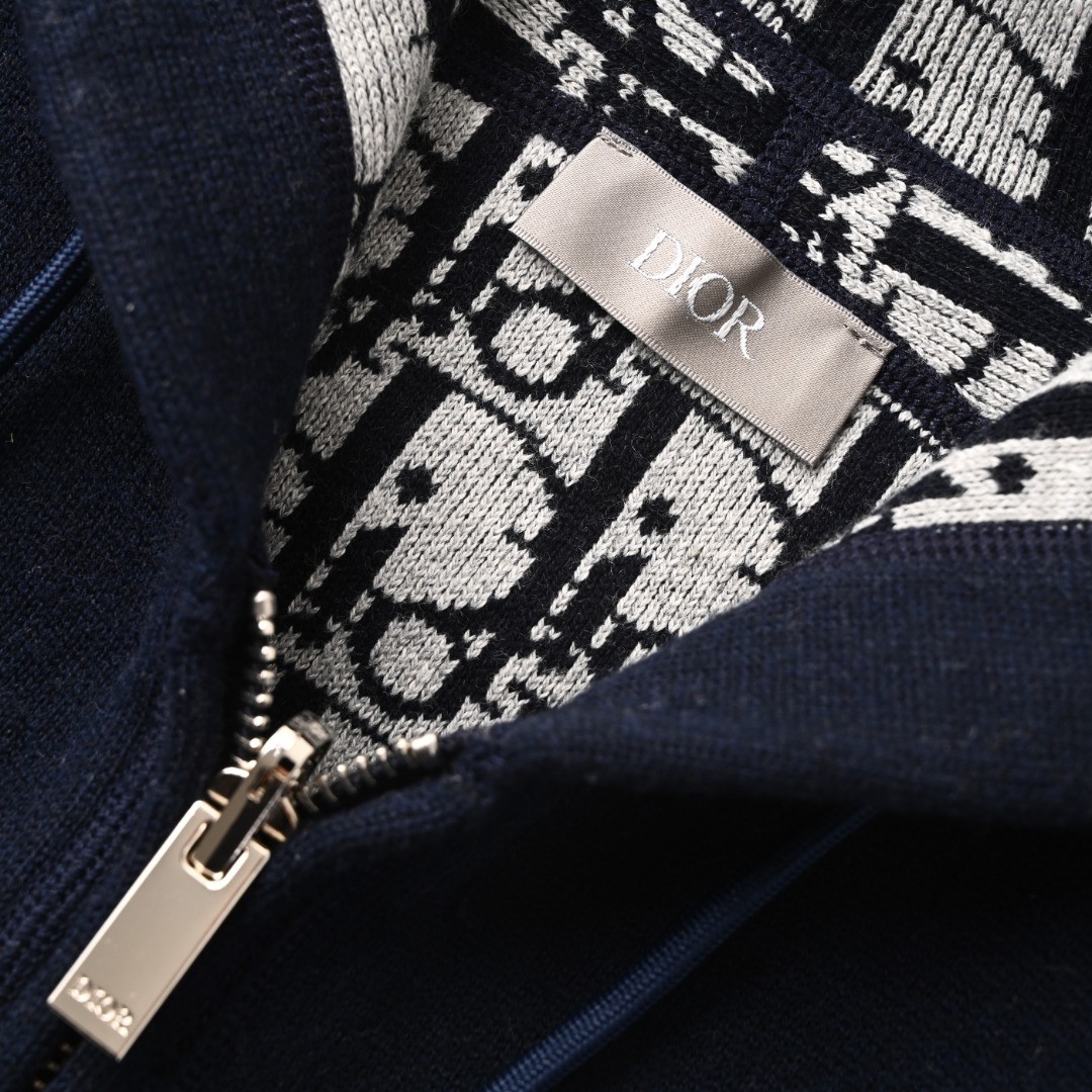 【DIOR旗艦店】（ディオール ）パーカー 男女兼用 ご好評に付き再入荷！