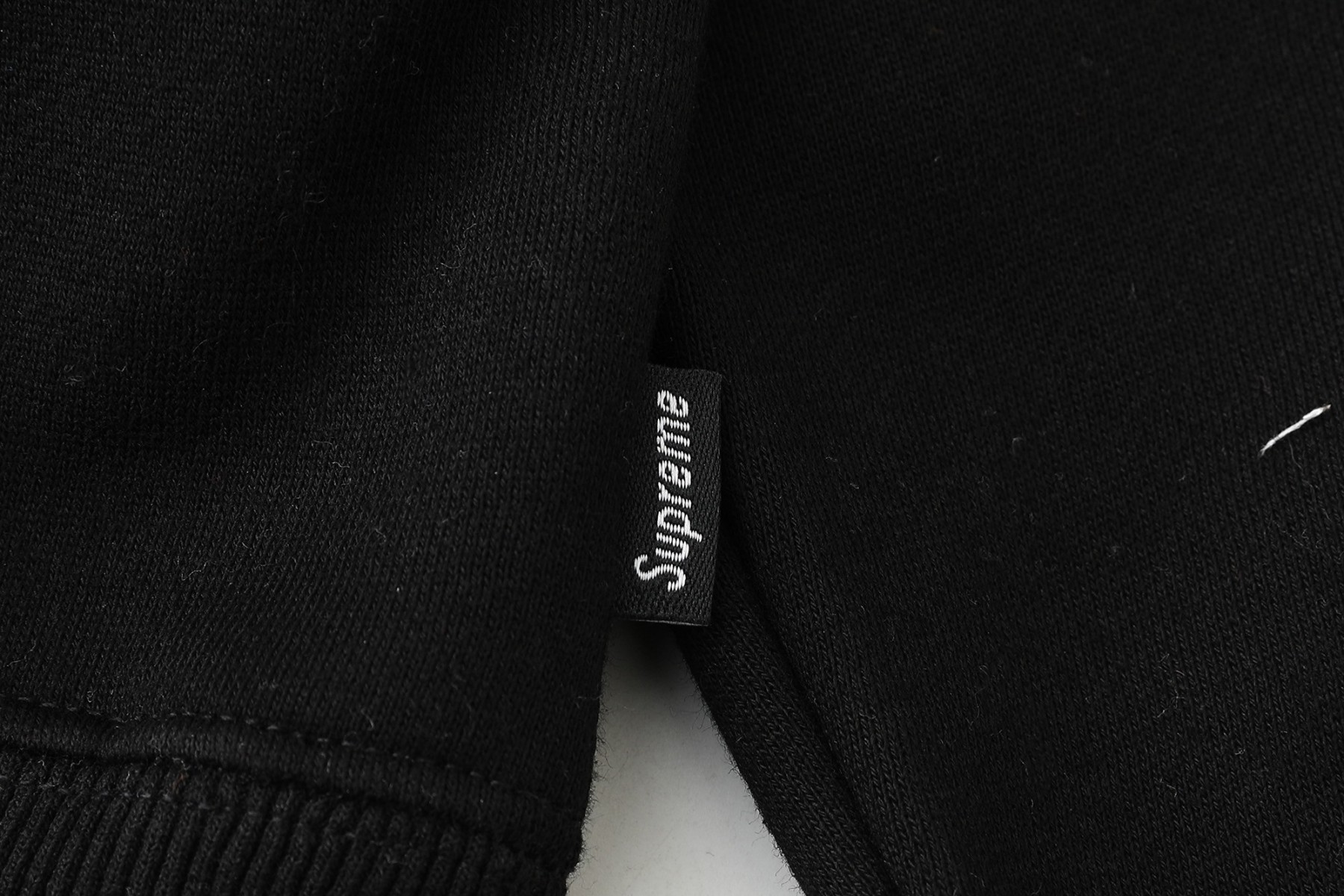 【Supreme x MM6 Maison Margiela】コラボパーカー