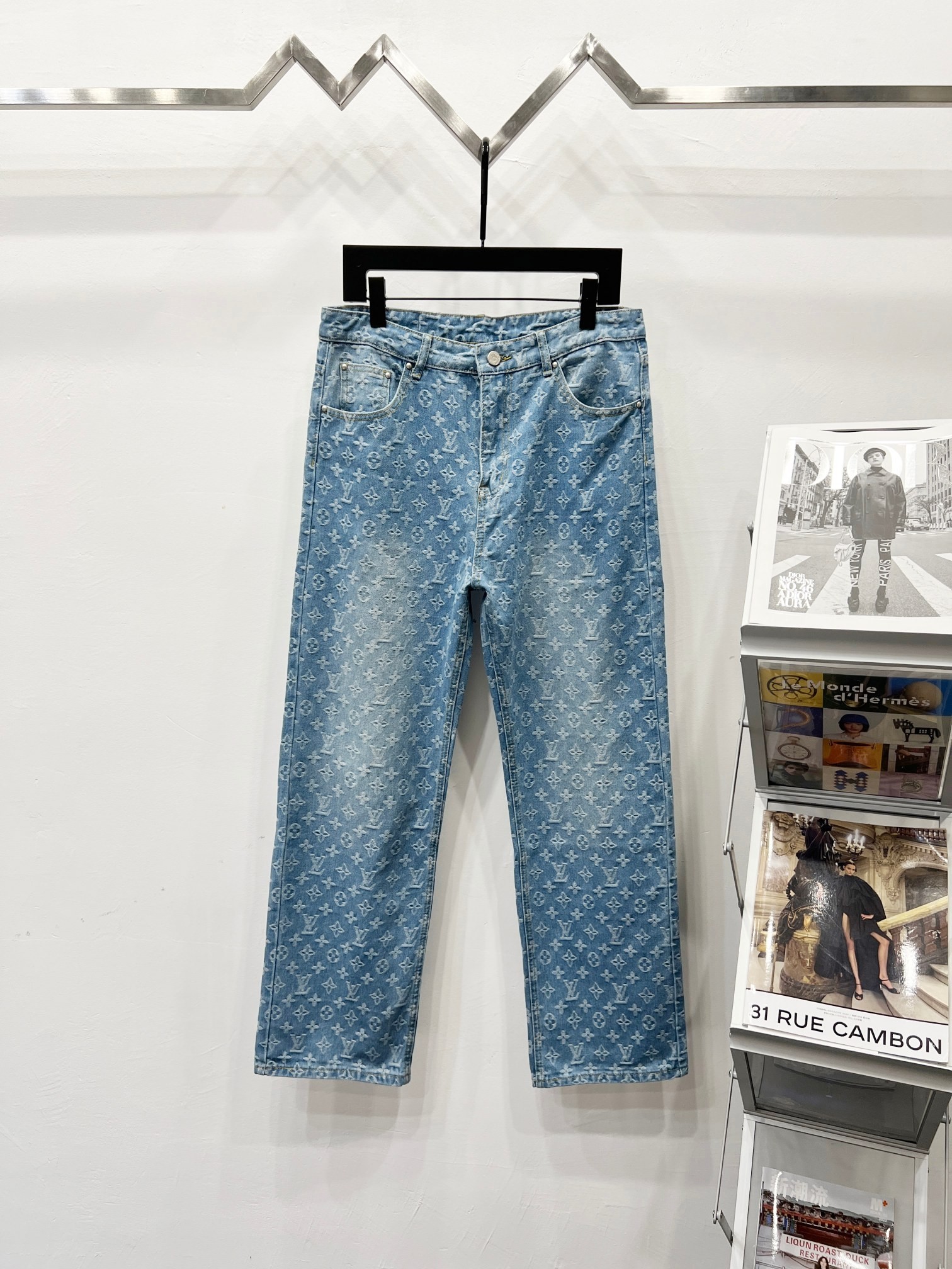 【LOUIS VUITTON】デニムジーンズ