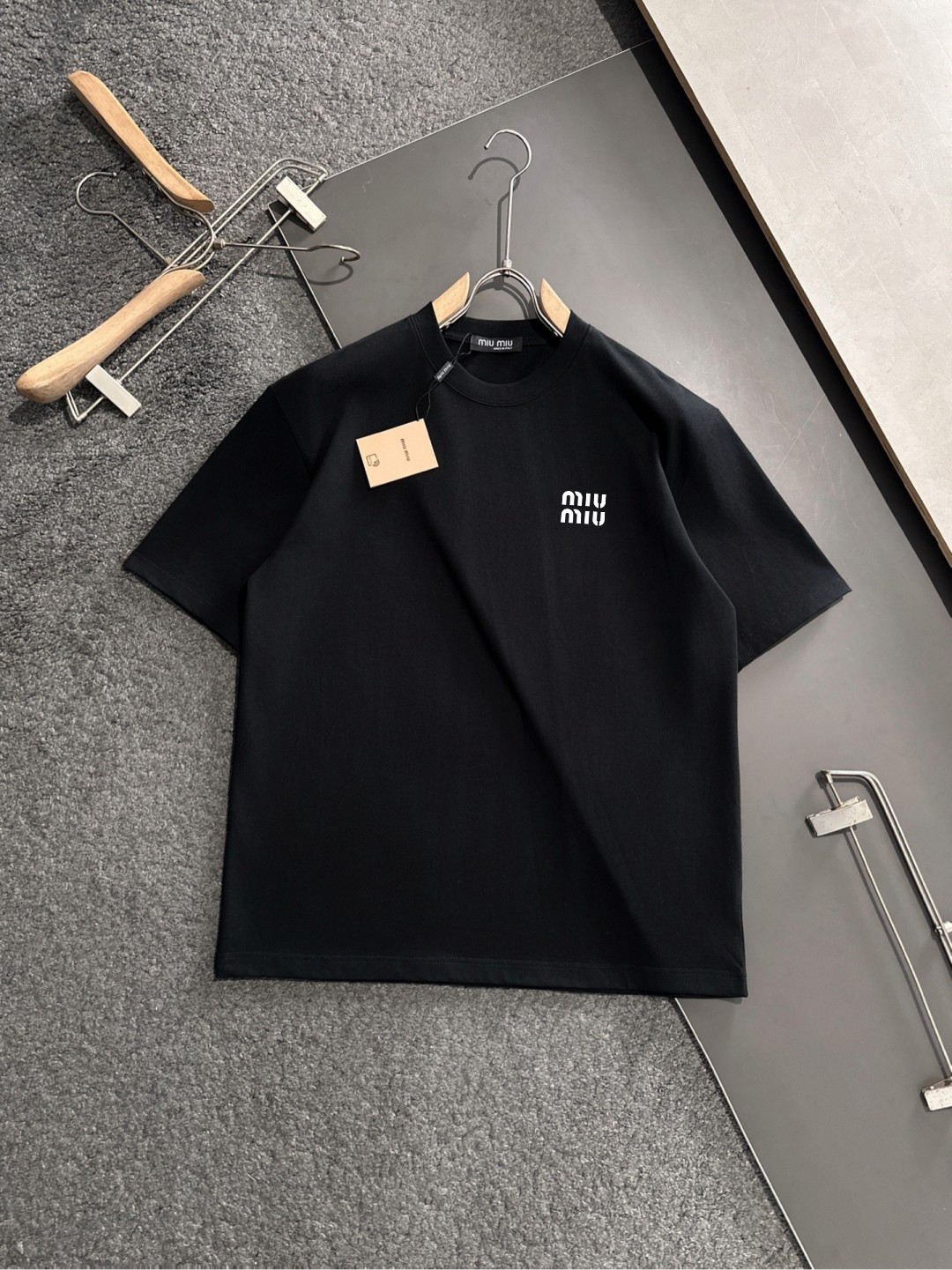 【MIU MIU】半袖 T シャツ