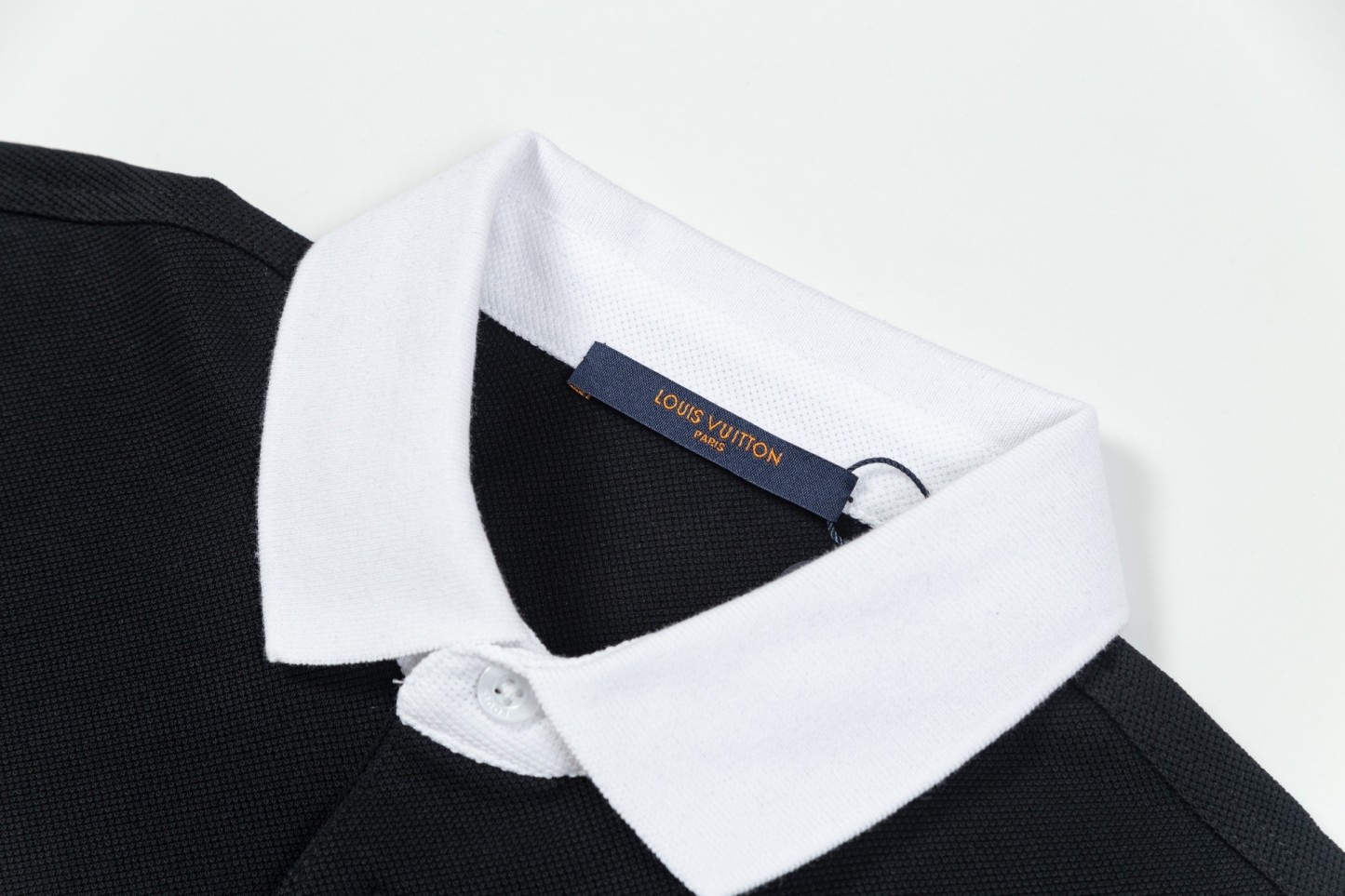 【LOUIS VUITTON】半袖 T シャツ
