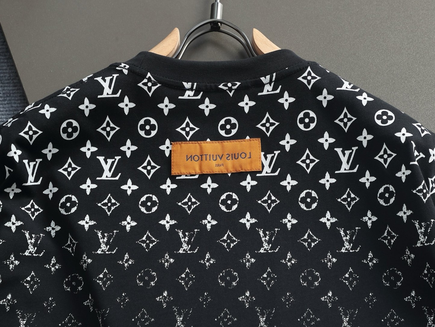 【LOUIS VUITTON】半袖 T シャツ