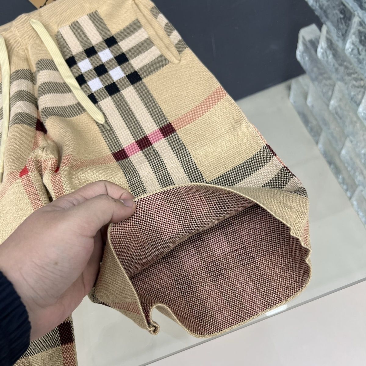 【BURBERRY】ショートパンツ