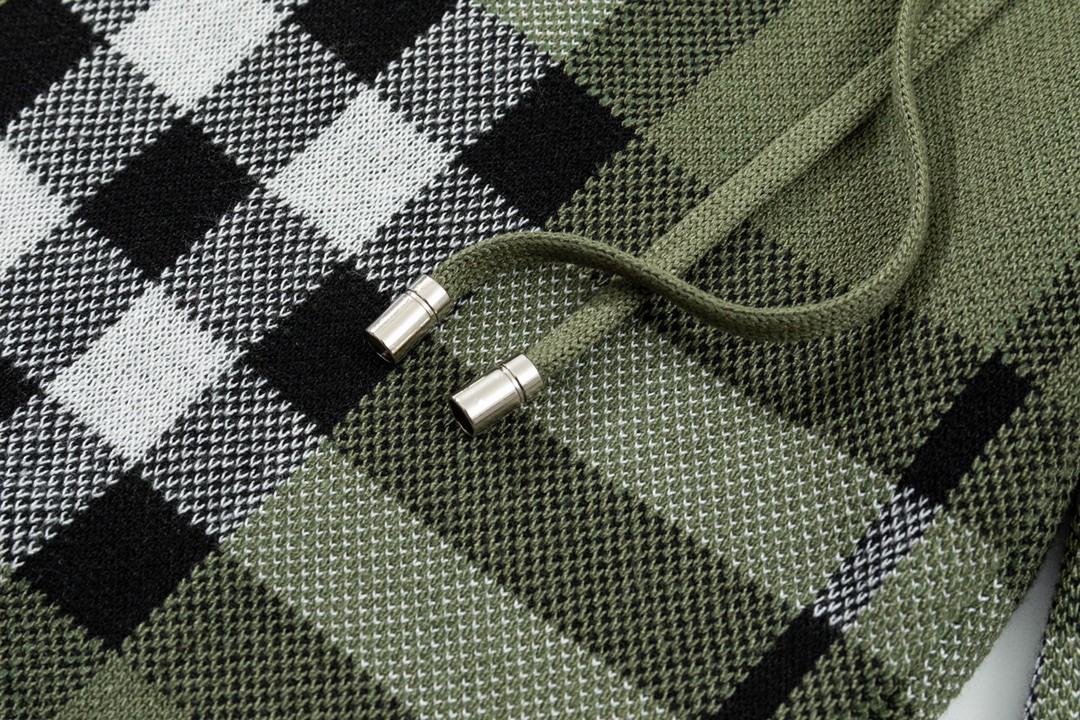 【BURBERRY】ショートパンツ
