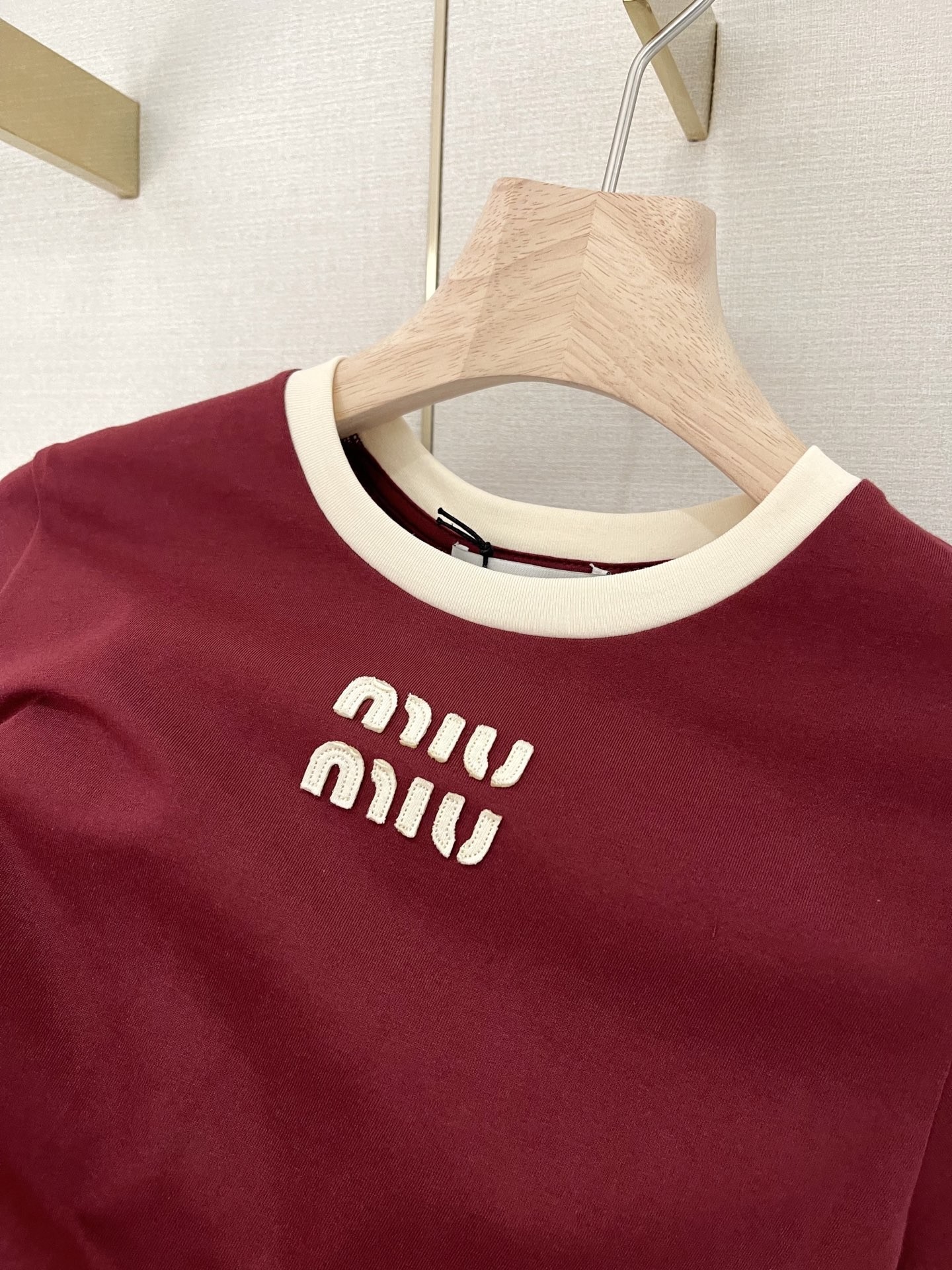 【MIU MIU】半袖 T シャツ