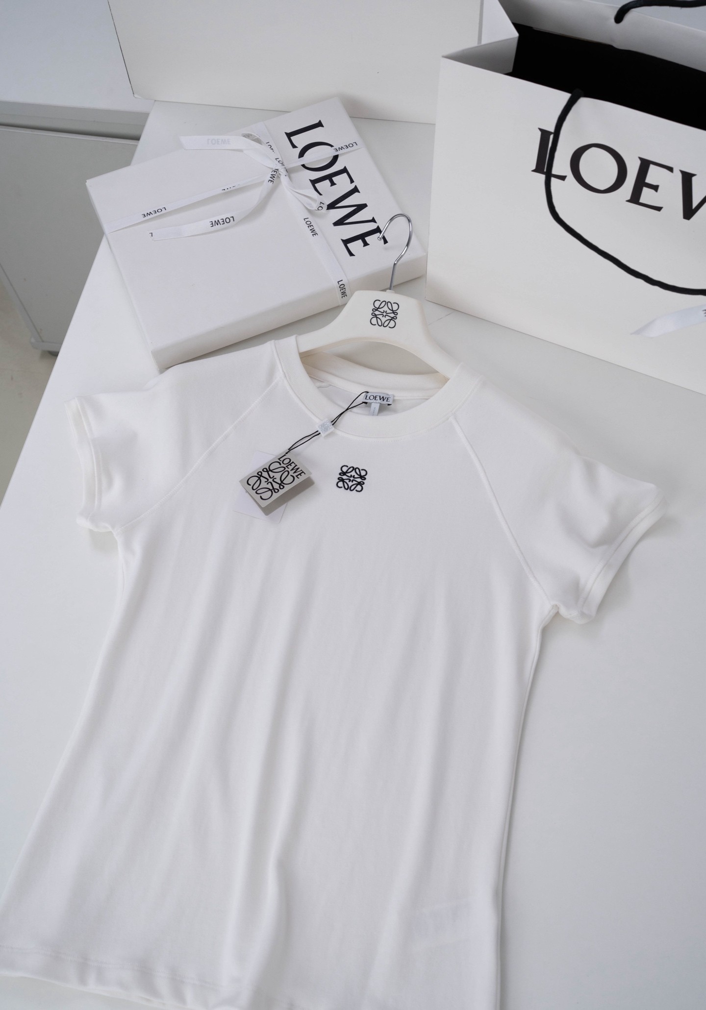 【LOEWE】半袖 T シャツ